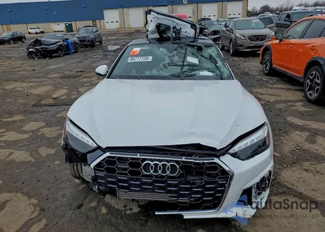 2024 Audi A5 Premium Plus 45 z USA, uszkodzony, nr VIN WAUFACF55RA094683